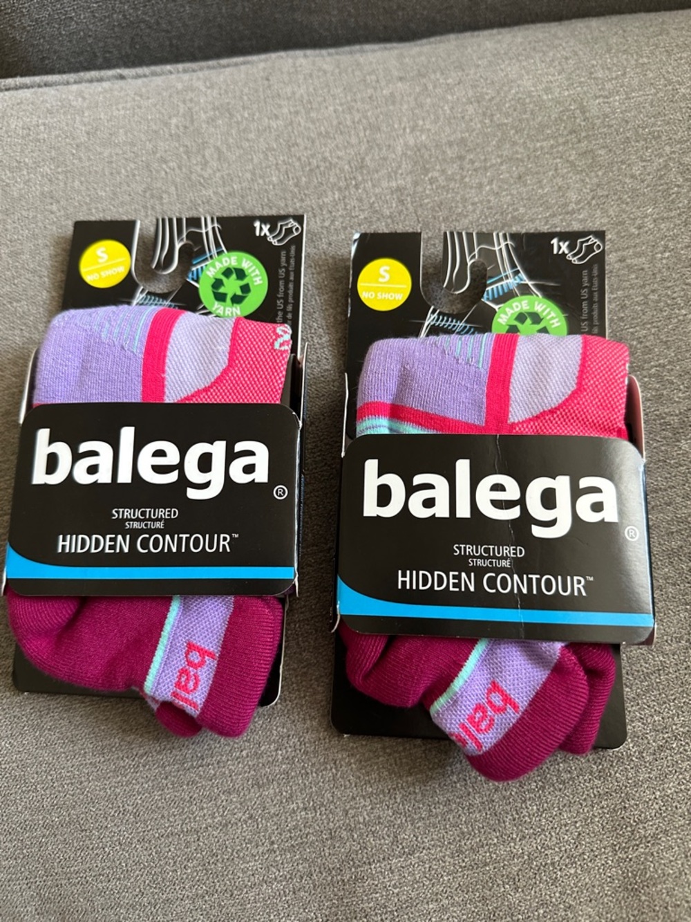 Balega Hidden Contour no show socks size small - two pairs